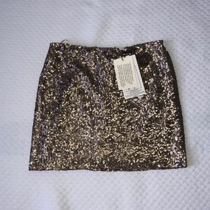 Gold sequins mini skirt